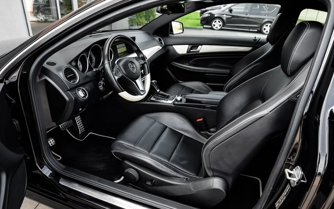 Mercedes-Benz Klasa C cena 49900 przebieg: 210000, rok produkcji 2012 z Nieszawa małe 596